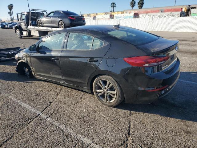 5NPD84LF1JH336813 - 2018 HYUNDAI ELANTRA SEL BLACK photo 2