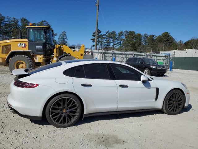 WP0AB2A70HL123216 - 2017 PORSCHE PANAMERA 4S WHITE photo 3