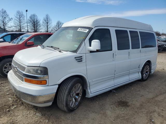 1GBFG154881117990 - 2008 CHEVROLET EXPRESS G1 WHITE photo 1