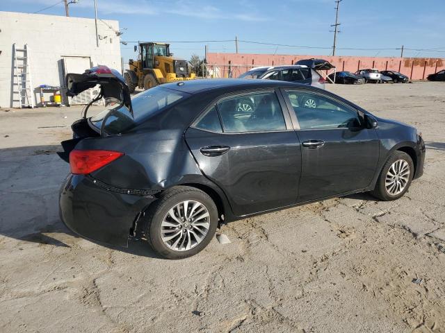 5YFBURHE4JP813625 - 2018 TOYOTA COROLLA L BLACK photo 3