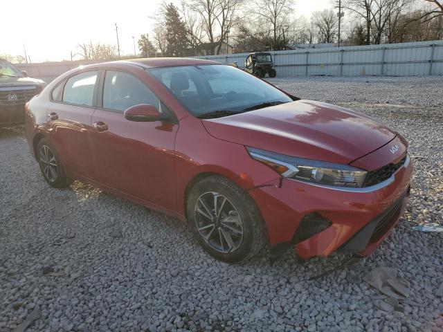 3KPF24AD3PE656773 - 2023 KIA FORTE LX RED photo 4