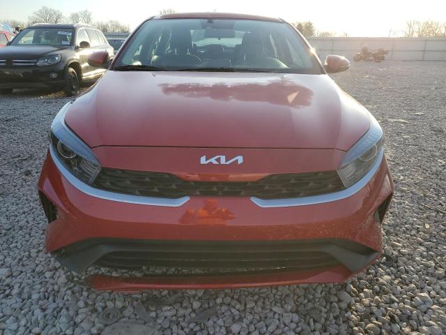 3KPF24AD3PE656773 - 2023 KIA FORTE LX RED photo 5