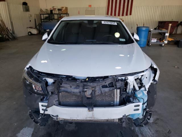 1G1ZD5ST6JF205748 - 2018 CHEVROLET MALIBU LT WHITE photo 5