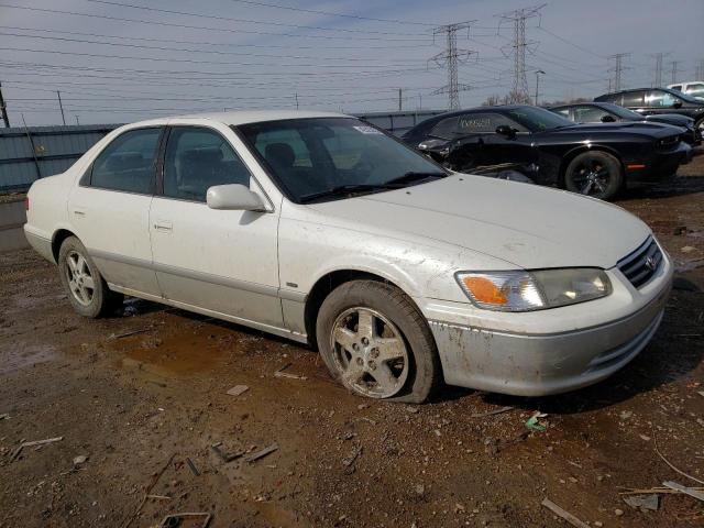 JT2BF22K210291614 - 2001 TOYOTA CAMRY CE WHITE photo 4