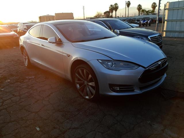 5YJSA1DN3CFS00927 - 2012 TESLA MODEL S Արծաթագույն լուսանկար 4
