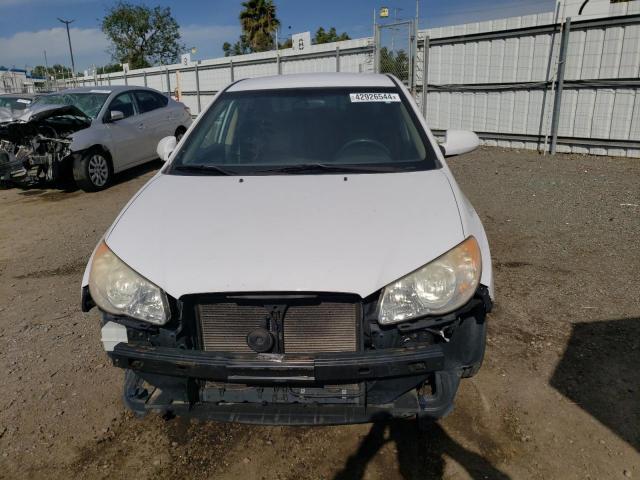 KMHDU4AD8AU856067 - 2010 HYUNDAI ELANTRA BLUE WHITE photo 5