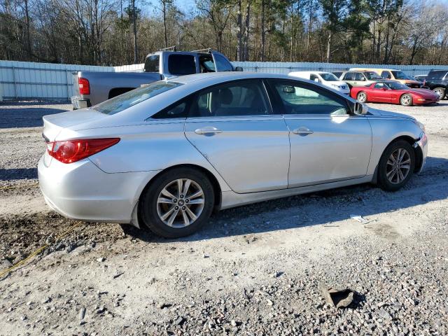 5NPEB4AC6DH547296 - 2013 HYUNDAI SONATA GLS SILVER photo 3