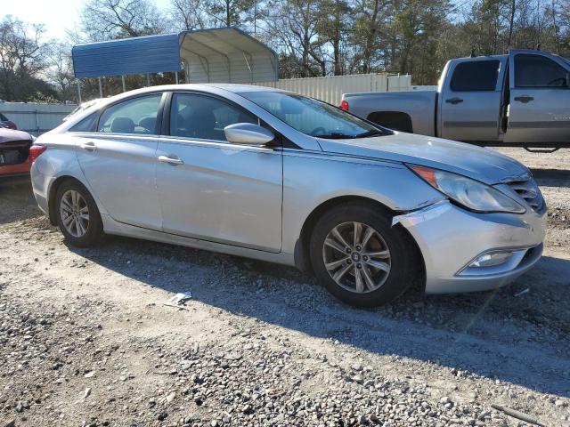 5NPEB4AC6DH547296 - 2013 HYUNDAI SONATA GLS SILVER photo 4