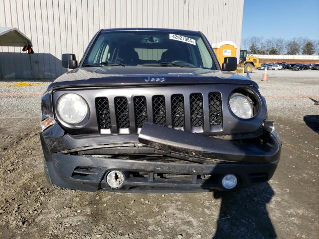 1C4NJRFB1ED817574 - 2014 JEEP PATRIOT LATITUDE GRAY photo 5