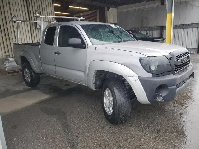 5TETU62N85Z120343 - 2005 TOYOTA TACOMA PRERUNNER ACCESS CAB SILVER photo 4