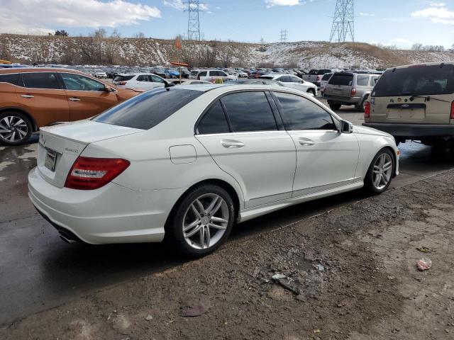 WDDGF8BB8CR196379 - 2012 MERCEDES-BENZ C 300 4MATIC WHITE photo 3