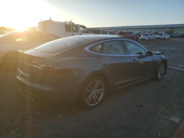 5YJSA1H18EFP32099 - 2014 TESLA MODEL S GRAY photo 3