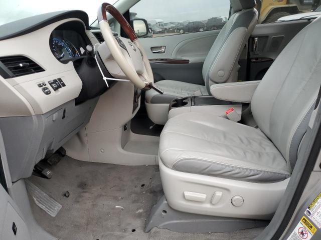 5TDYK3DCXBS029878 - 2011 TOYOTA SIENNA XLE SILVER photo 7