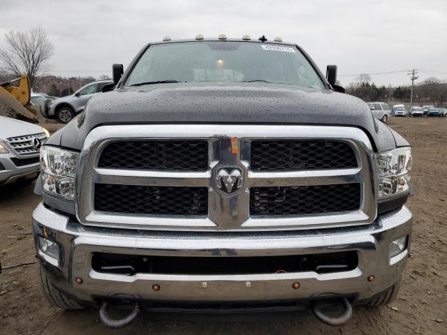 3C7WRNELXFG567064 - 2015 RAM 5500 BLACK photo 5