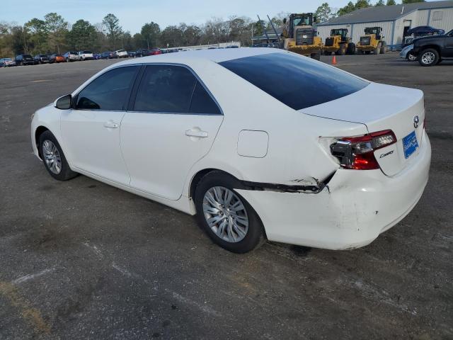 4T1BF1FK5EU848473 - 2014 TOYOTA CAMRY L WHITE photo 2