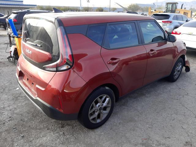 KNDJ23AU4P7190694 - 2023 KIA SOUL LX CRIMSON photo 3