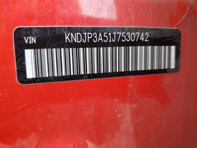 KNDJP3A51J7530742 - 2018 KIA SOUL + RED photo 12