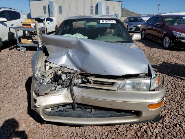 1NXBB02E6VZ526124 - 1997 TOYOTA COROLLA DX TAN photo 5