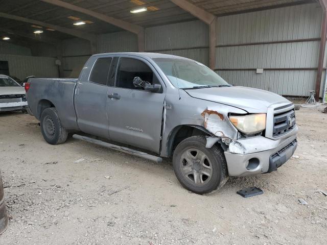 5TFRM5F12AX003578 - 2010 TOYOTA TUNDRA DOUBLE CAB SR5 SILVER photo 4