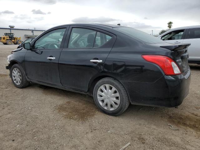 3N1CN7APXJL800699 - 2018 NISSAN VERSA S BLACK photo 2