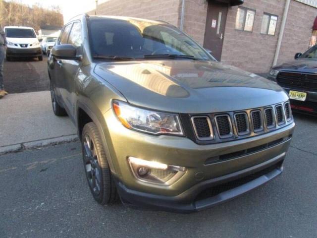 3C4NJDEB6MT601166 - 2021 JEEP COMPASS 80TH EDITION GREEN photo 1