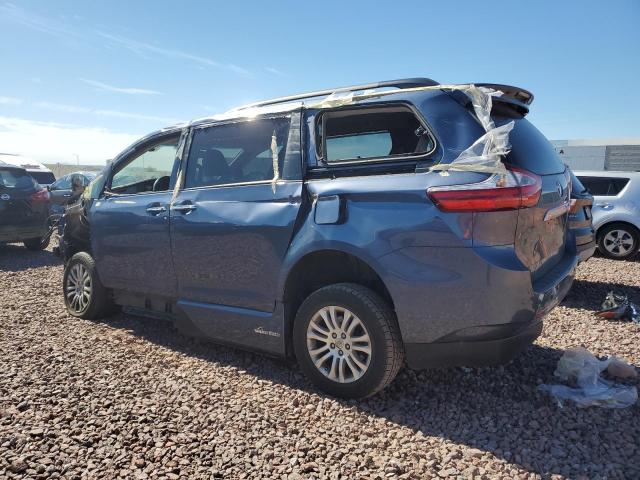 5TDYK3DC9GS693337 - 2016 TOYOTA SIENNA XLE GRAY photo 2