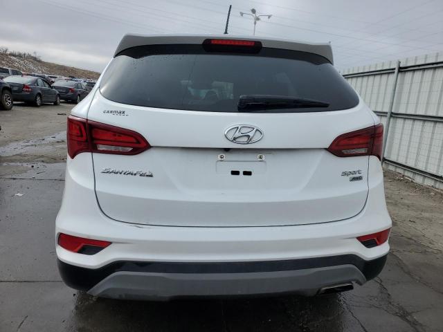 5XYZTDLB3JG557919 - 2018 HYUNDAI SANTA FE S WHITE photo 6