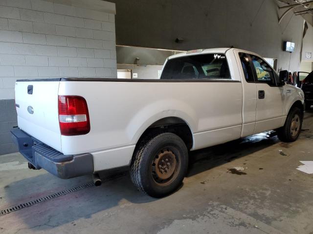 1FTRF12276NA73713 - 2006 FORD F150 WHITE photo 3