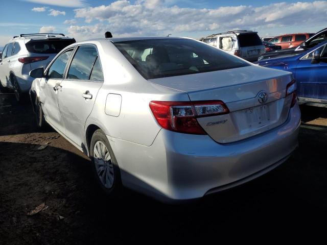 4T4BF1FK9CR272292 - 2012 TOYOTA CAMRY BASE SILVER photo 2