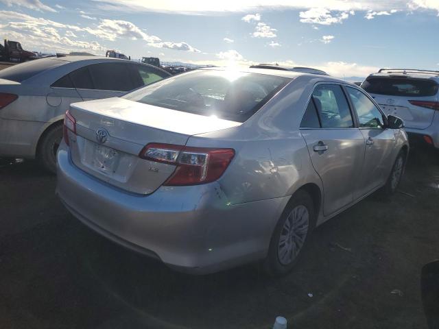 4T4BF1FK9CR272292 - 2012 TOYOTA CAMRY BASE SILVER photo 3