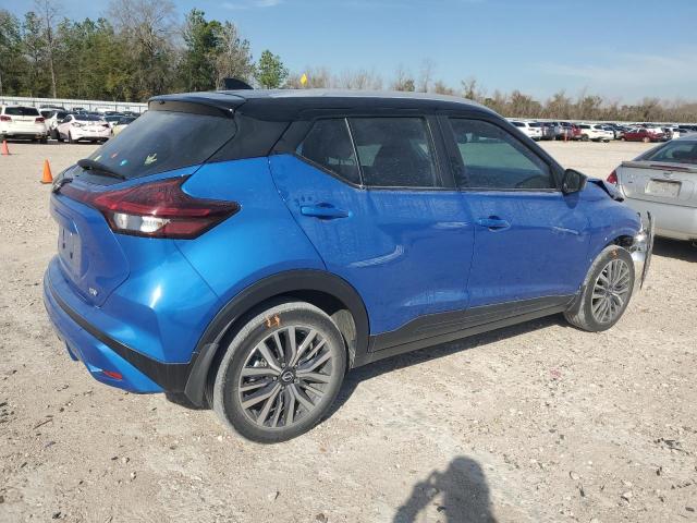 3N1CP5CV8NL481089 - 2022 NISSAN KICKS SV BLUE photo 3