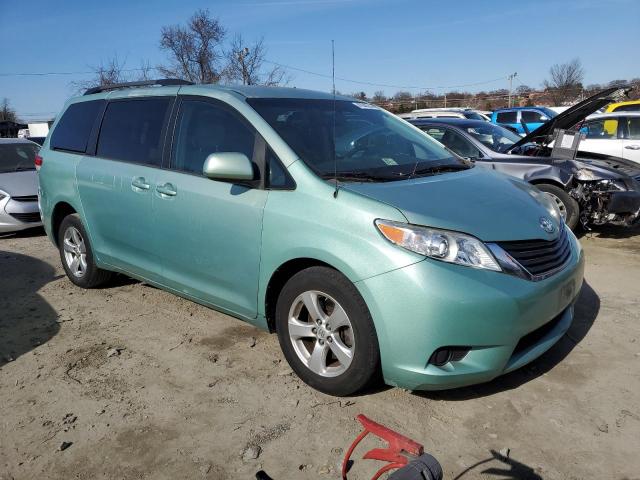 5TDKK3DC6DS346324 - 2013 TOYOTA SIENNA LE GREEN photo 4