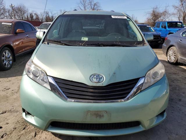 5TDKK3DC6DS346324 - 2013 TOYOTA SIENNA LE GREEN photo 5