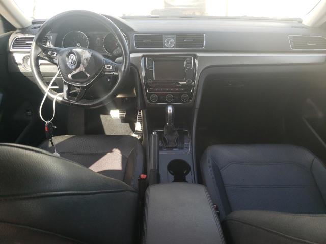 1VWDT7A37HC049066 - 2017 VOLKSWAGEN PASSAT R-LINE Gümüş foto 8