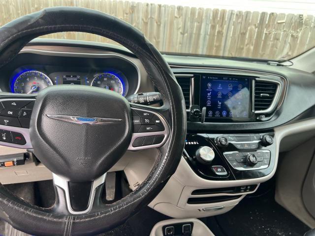 2C4RC1BG4HR530097 - 2017 CHRYSLER PACIFICA TOURING L შავი ფოტო 9