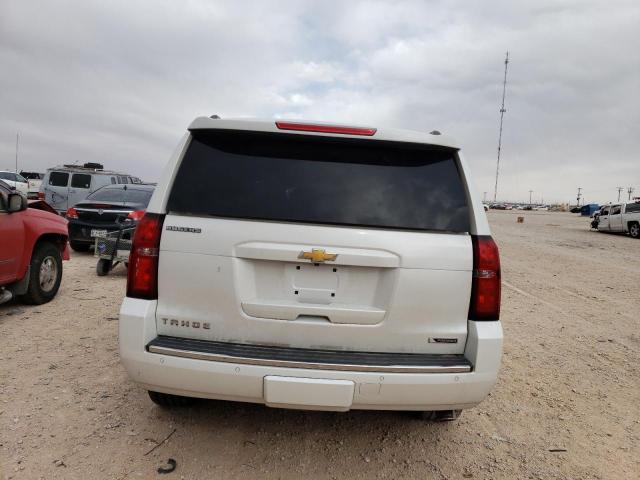 1GNSKCKC8HR279255 - 2017 CHEVROLET TAHOE K1500 PREMIER WHITE photo 6