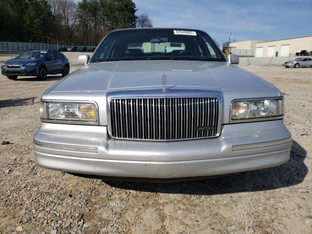 1LNLM81W4VY624178 - 1997 LINCOLN TOWN CAR EXECUTIVE SILVER photo 5