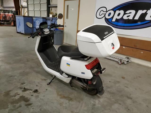 LANDEY1L9M0000007 - 2020 SCOO SCOOTER WHITE photo 3