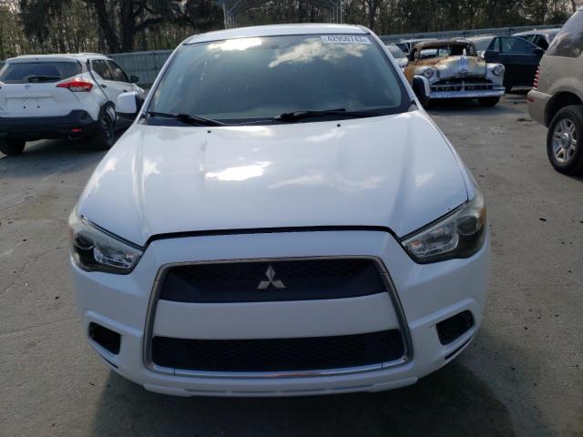 JA4AP3AU1CZ000778 - 2012 MITSUBISHI OUTLANDER ES WHITE photo 5