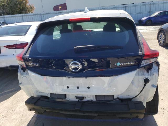 1N4AZ1CP6KC312663 - 2019 NISSAN LEAF S WHITE photo 6