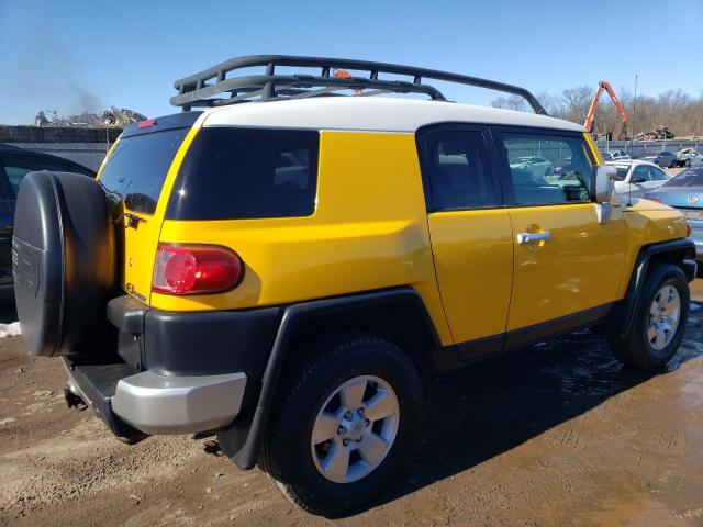 JTEBU11F470014866 - 2007 TOYOTA FJ CRUISER YELLOW photo 3