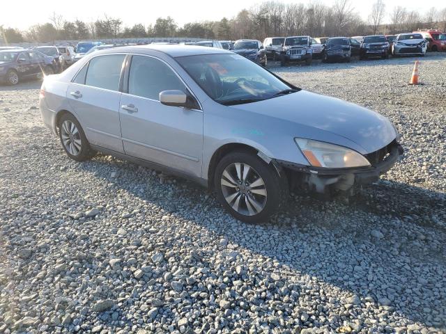 JHMCM56347C016547 - 2007 HONDA ACCORD SE SILVER photo 4