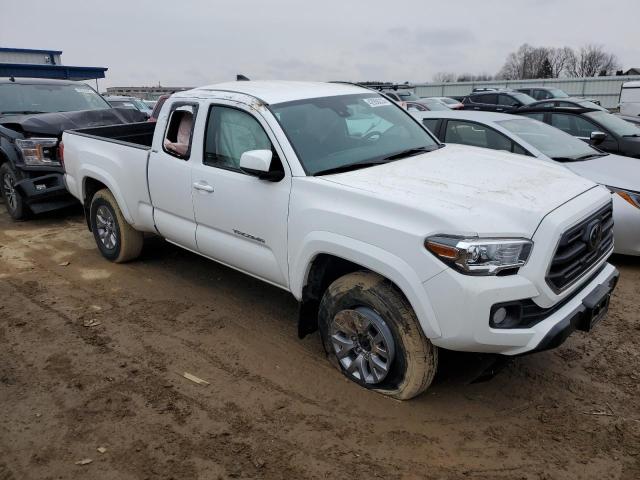 5TFSZ5AN7JX162593 - 2018 TOYOTA TACOMA ACCESS CAB თეთრი ფოტო 4