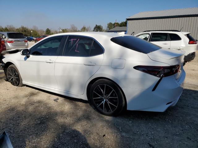 4T1S11AK0RU213933 - 2024 TOYOTA CAMRY SE NIGHT SHADE WHITE photo 2