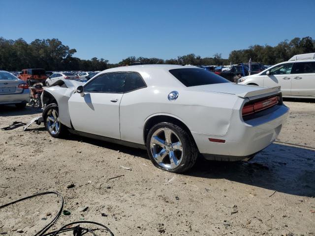 2C3CDYAG4EH115378 - 2014 DODGE CHALLENGER SXT WHITE photo 2