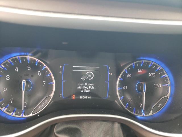 2C4RC1AG2JR322159 - 2018 CHRYSLER PACIFICA L SILVER photo 9