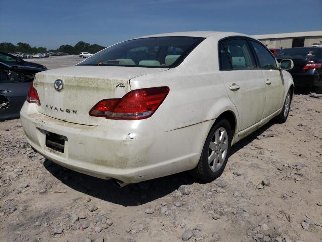 4T1BK36B95U040845 - 2005 TOYOTA AVALON XL WHITE photo 4