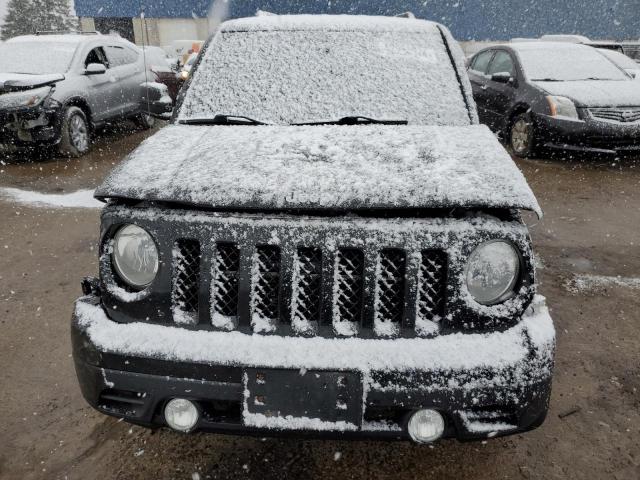 1C4NJPFB1ED785679 - 2014 JEEP PATRIOT LATITUDE BLACK photo 5