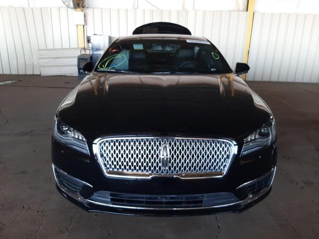 3LN6L5EC5JR605212 - 2018 LINCOLN MKZ RESERVE შავი ფოტო 5