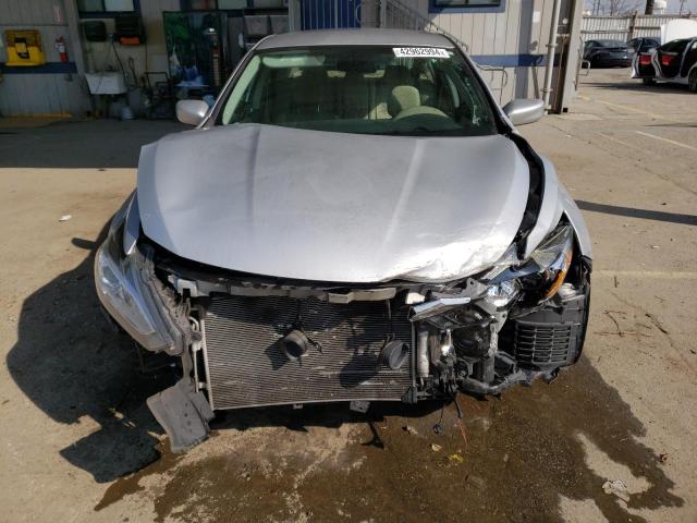 1N4AL3AP2GN309111 - 2016 NISSAN ALTIMA 2.5 SILVER photo 5